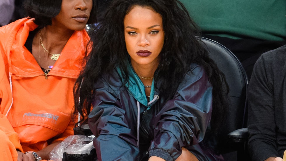 Beauty Diaries by Beauty Line-Rihanna Plum Lips